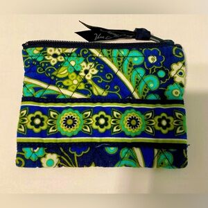Vera Bradley Coin Purse in Rhythm And Blues . Used. Excellent condition.